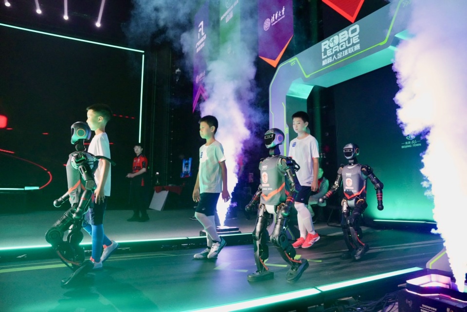 脸色复杂 脸色复杂