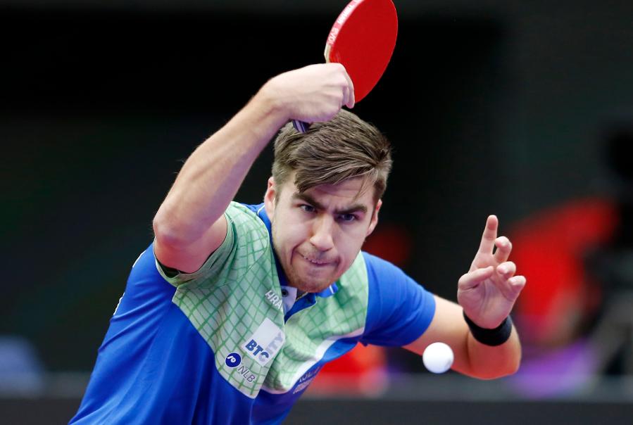 竞争激烈的 竞争激烈的