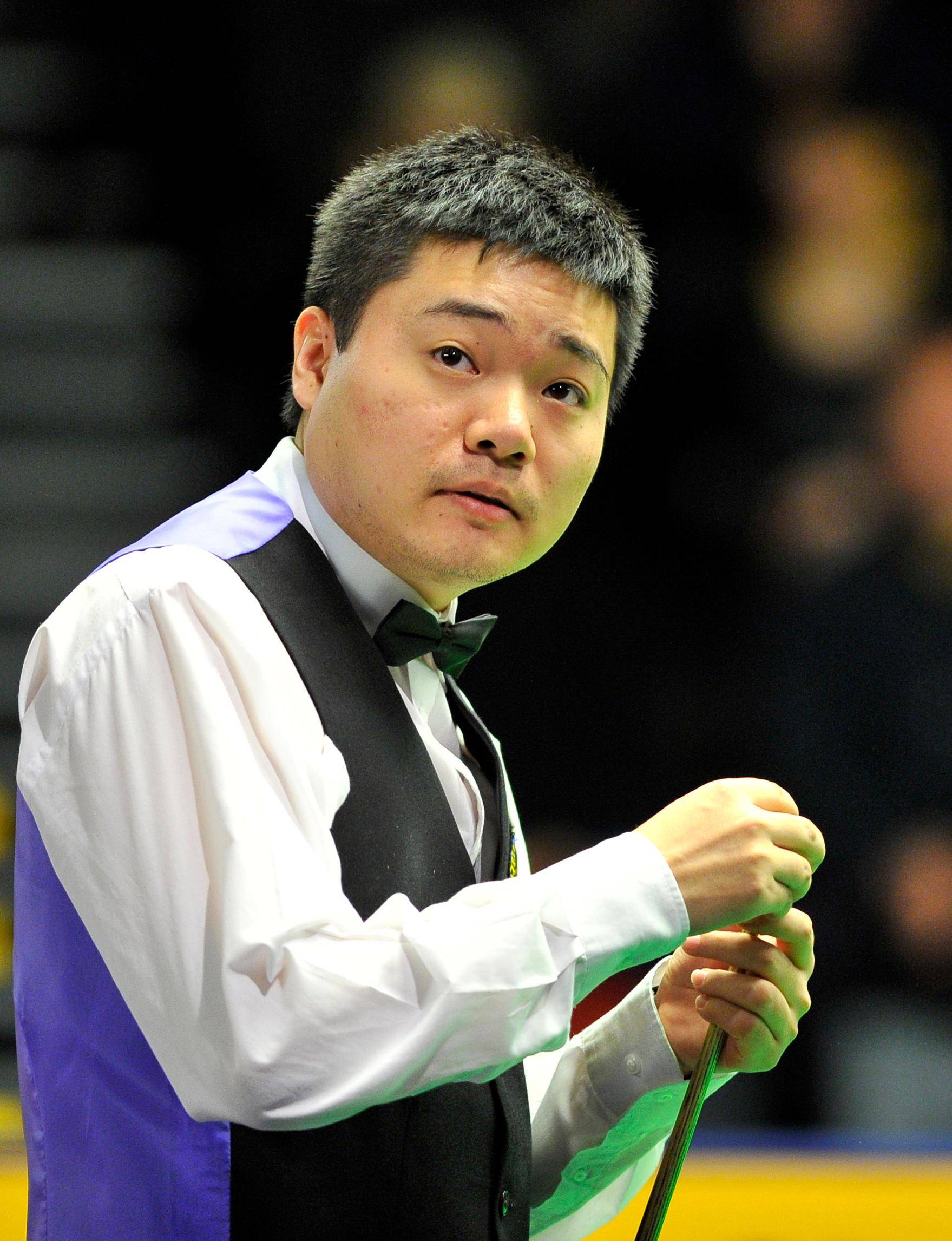 加盟曼联以 加盟曼联以