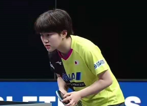 保持冷静的 保持冷静的