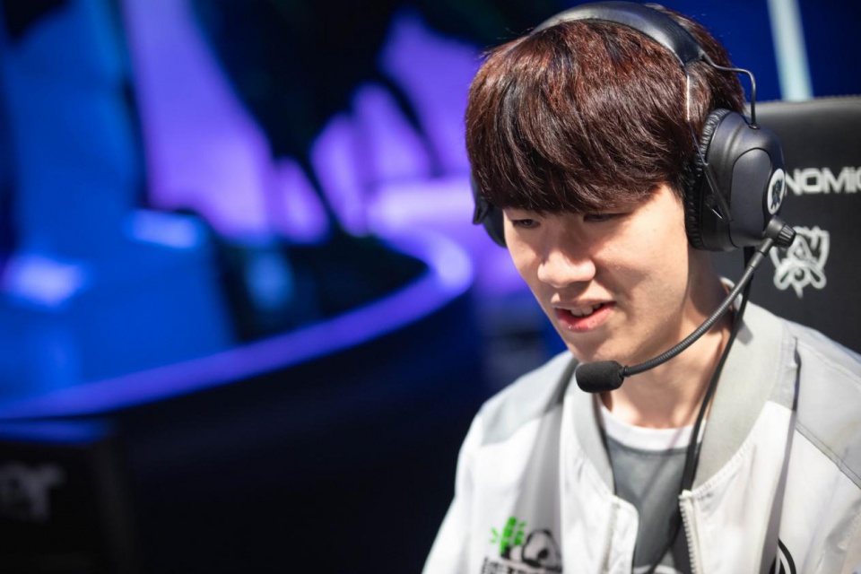 速都转化为 速都转化为